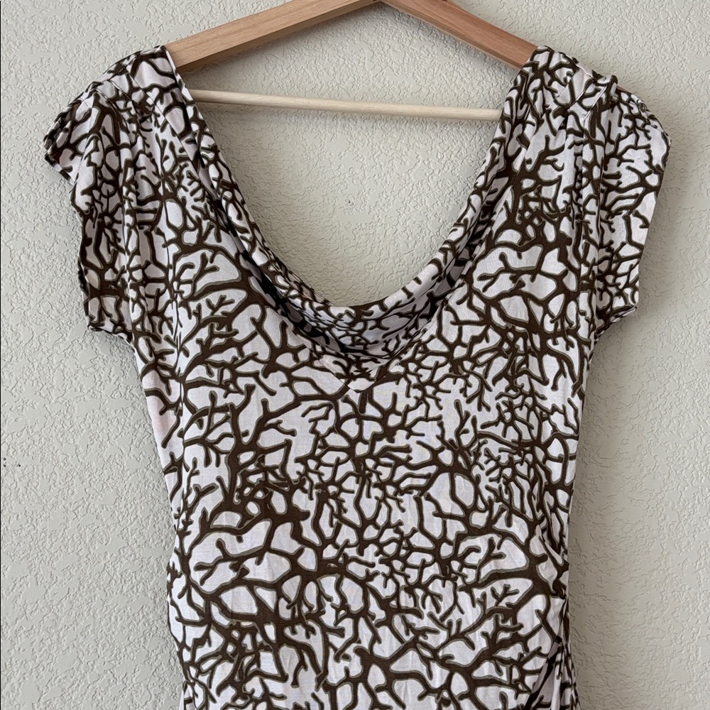 Diane von Furstenberg Silk Wrap Dress,Abstract Print,Flutter Sleeves,Boat Neck - Picture 2 of 4